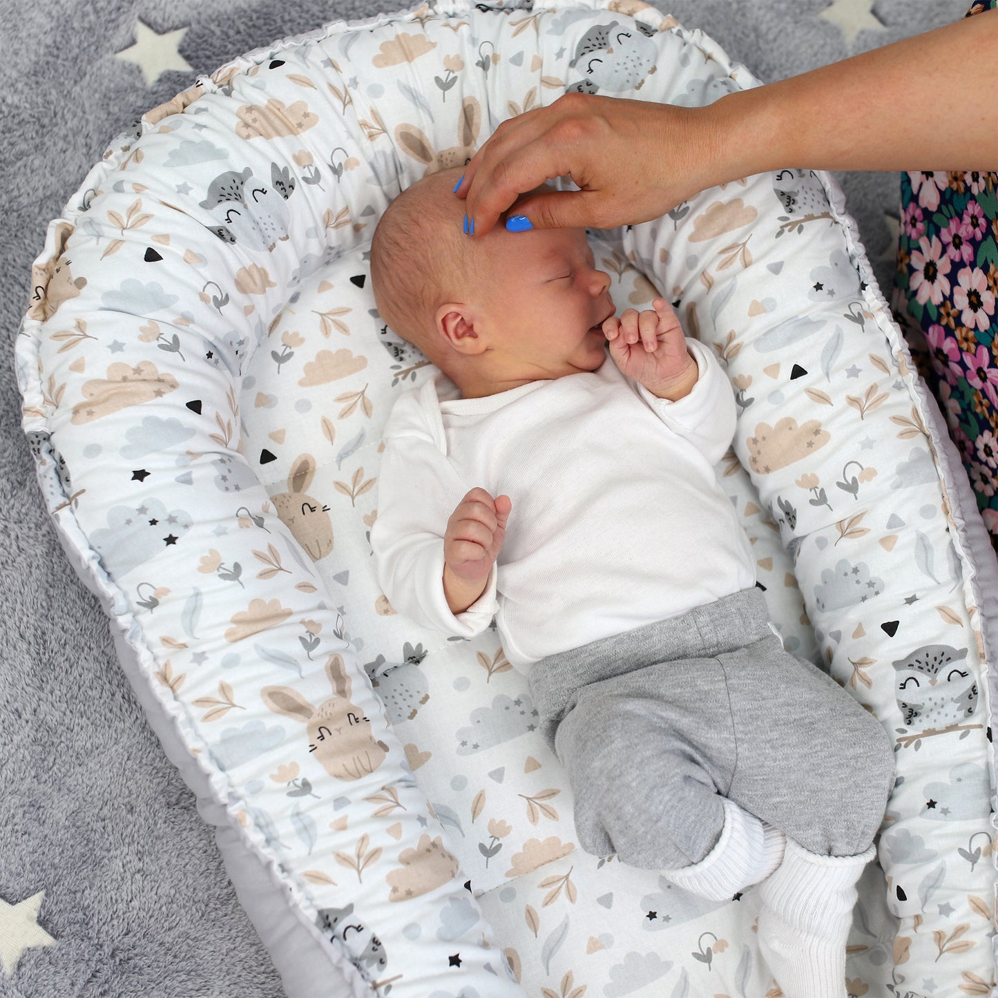 Babynest Babynestchen Neugeborene mit Tragegriff - Baby Nestchen tragbar Nest für Bett Kinder Kuschelnest