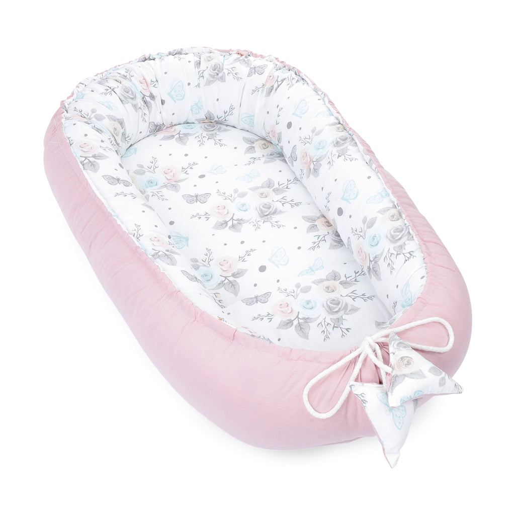 Babynest Kokon Neugeborene 90 x 50 cm - Handmade Kuschelnest Baby Nestchen aus Baumwolle Rosa-Schmetterling - Totsy Baby