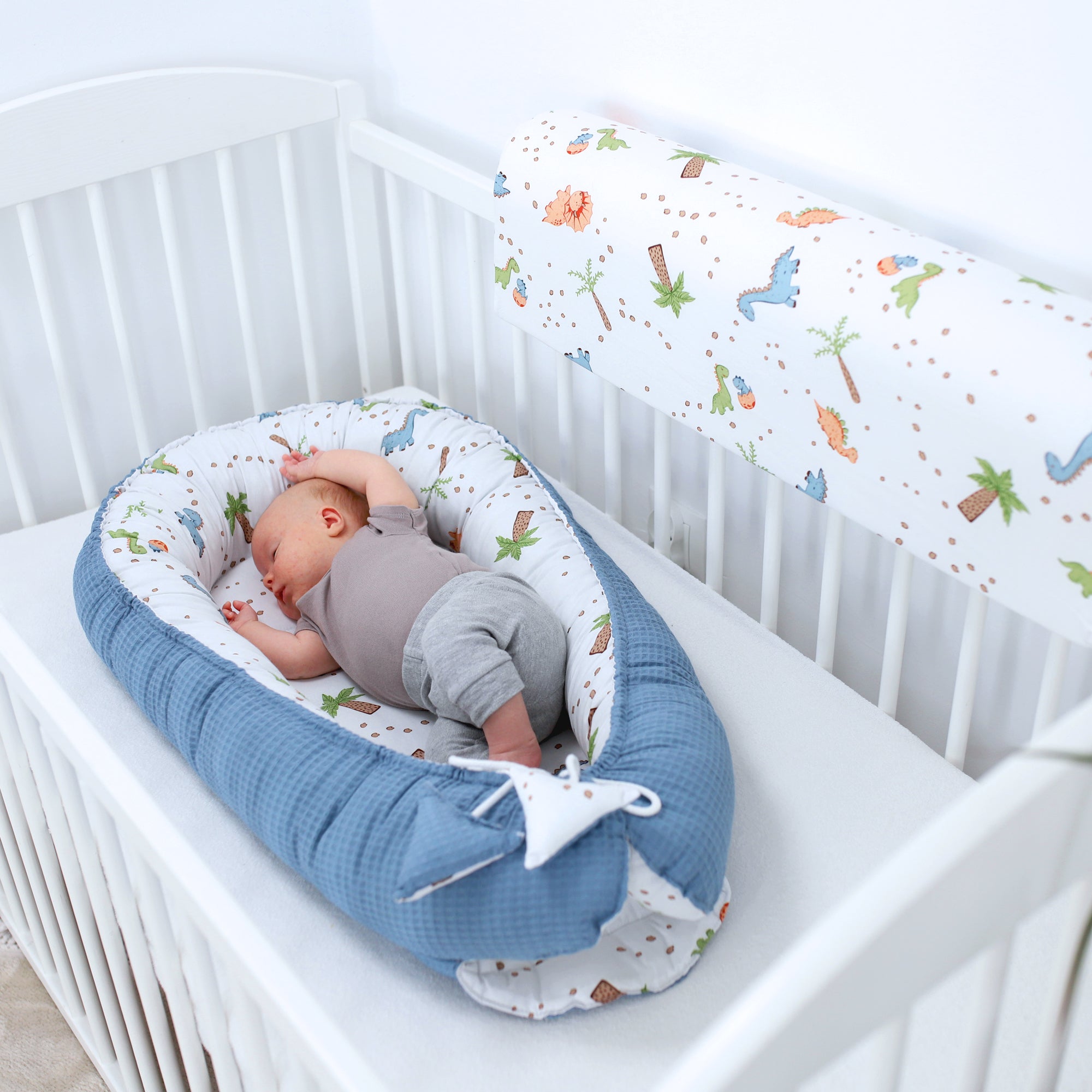 Babynest Neugeborene Nestchen Baby - Kokon Handmade zweiseitig aus  Baumwolle Grau-Weiss – Totsy Baby