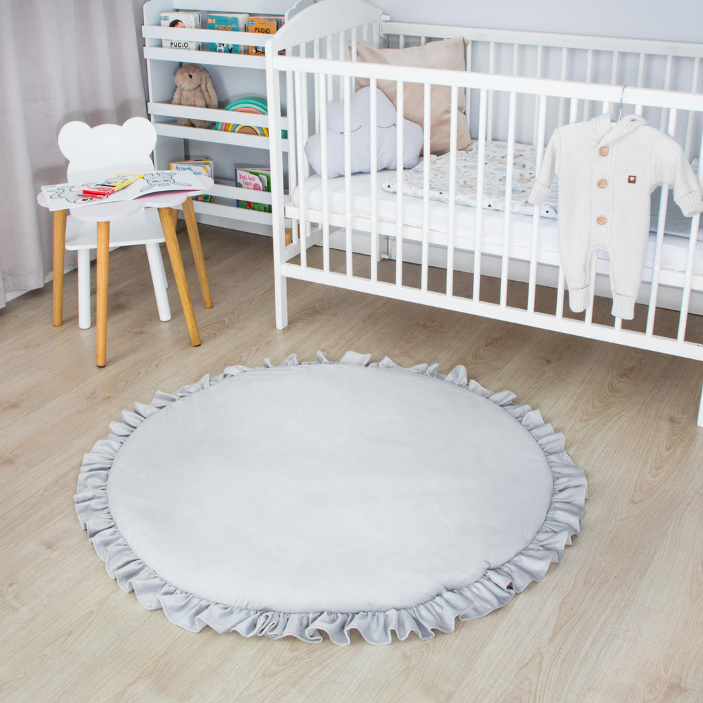 Spieldecke baby Bodenkissen mit Rüschen - Kinder Krabbeldecke rund mit Volant 100 cm Kuschelecke Kinderzimmer Boden Kissen Velvet Grau - Totsy Baby