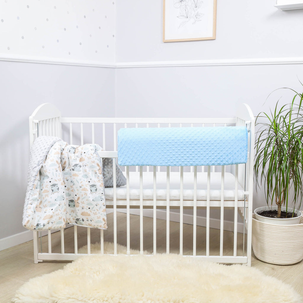 Bettkantenschutz für Kinderbetten 70 cm - Schutz für Bettrahmen Kantenschutz Kinder Babybett Blau Minky - Totsy Baby