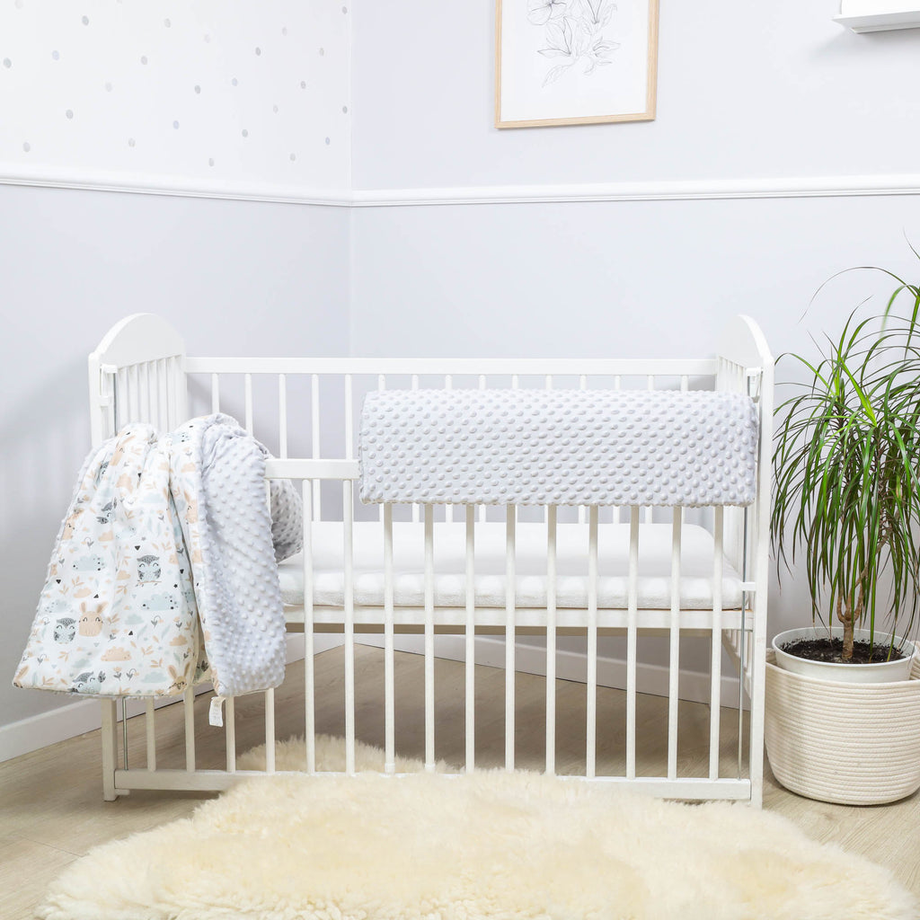 Bettkantenschutz für Kinderbetten 90 cm - Schutz für Bettrahmen Kantenschutz Kinder Babybett Hellgrau Minky - Totsy Baby