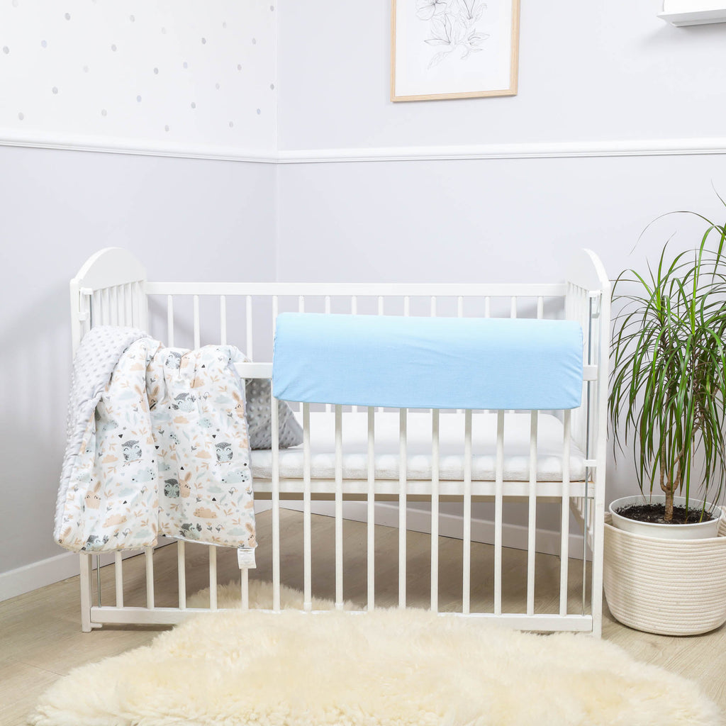 Bettkantenschutz für Kinderbetten 70 cm - Schutz für Bettrahmen Kantenschutz Kinder Babybett Hellblau Velvet - Totsy Baby